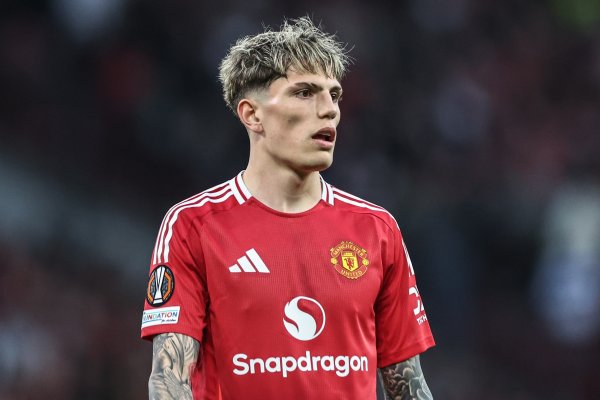 罗马诺：加纳乔坚抓态度&只去切尔西，他正在耐烦恭候转会