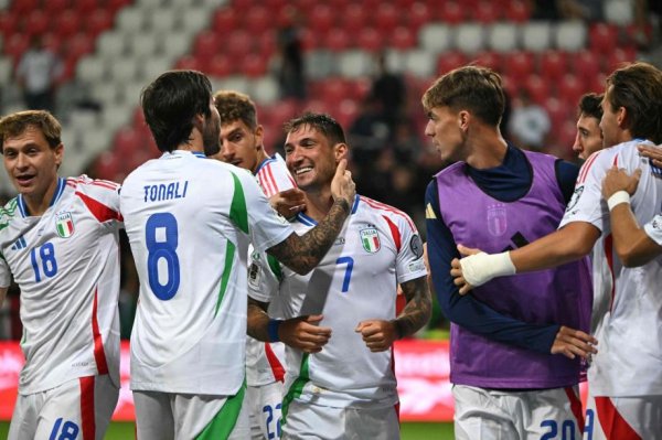 世初赛-基恩双响 意大利5-4绝杀以色列升至第二