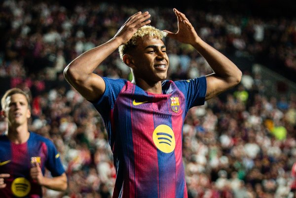 哈维：亚马尔翌日一定能获金球奖，布斯克茨弥远保抓着顶级水准