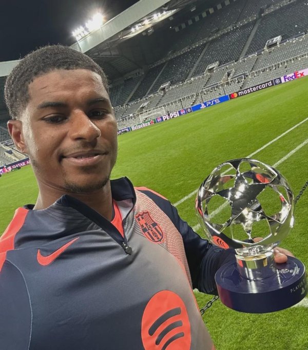 意媒：尤文初始运作免签曼城球星！巴萨挑升用弗拉霍维奇接替莱万