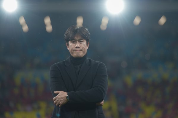 媒体东说念主谈成王人输河南：不饱读舞情面世故 但球迷乱失和属于没事谋事