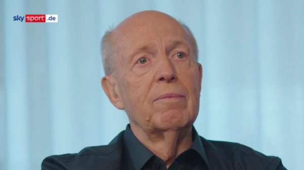 前药厂司理：今晚命运好或能爆冷，拜仁的统领力无损德甲诱导力