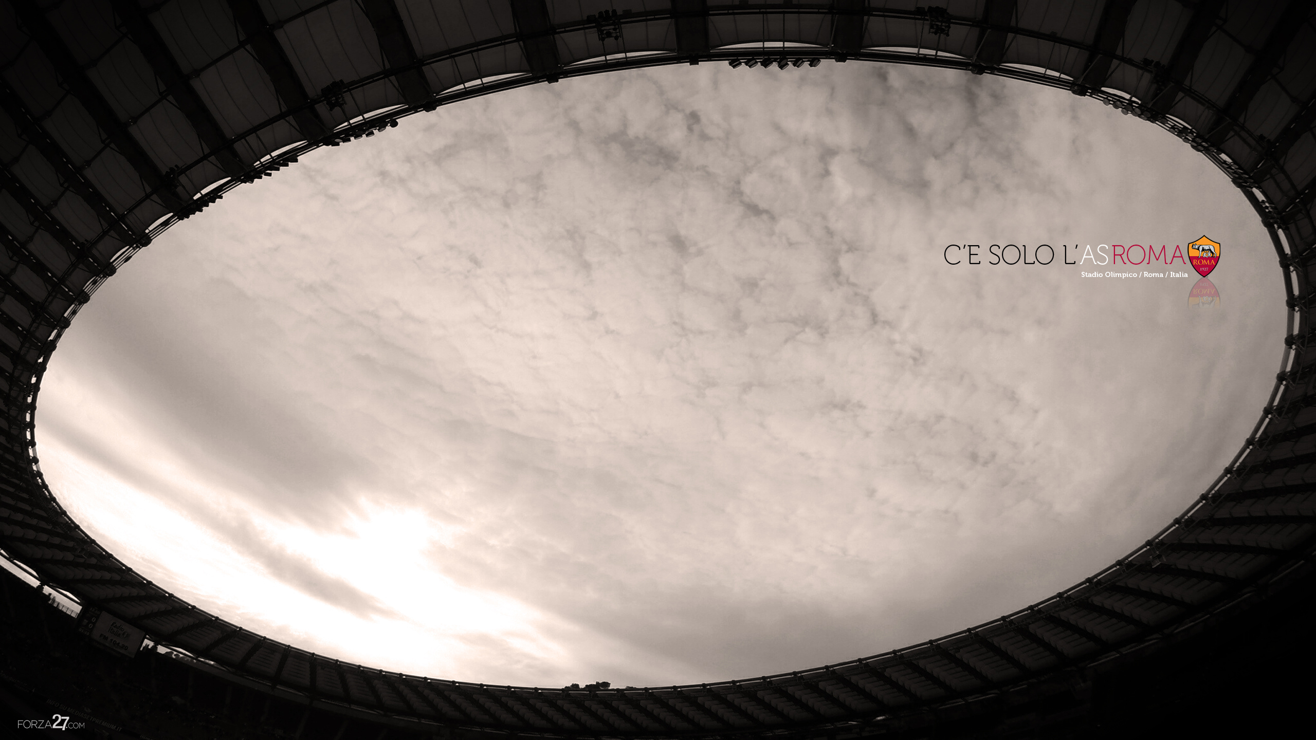 半场-成王人蓉城1-0长春亚泰 韦世豪定位球闪击+伤退